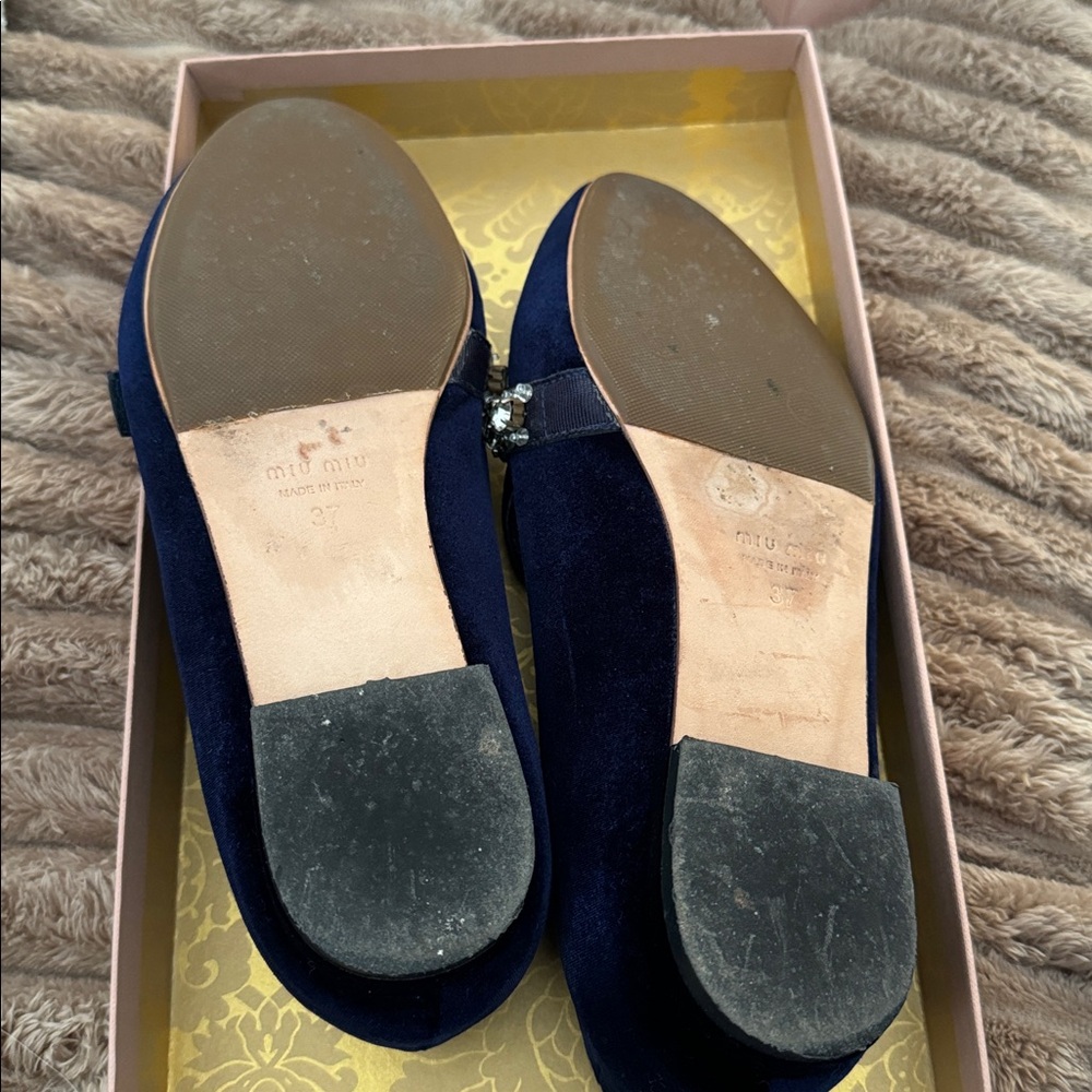 Miu miu velvet loafers with embellishments. Sz 37 - Picture 3 of 6